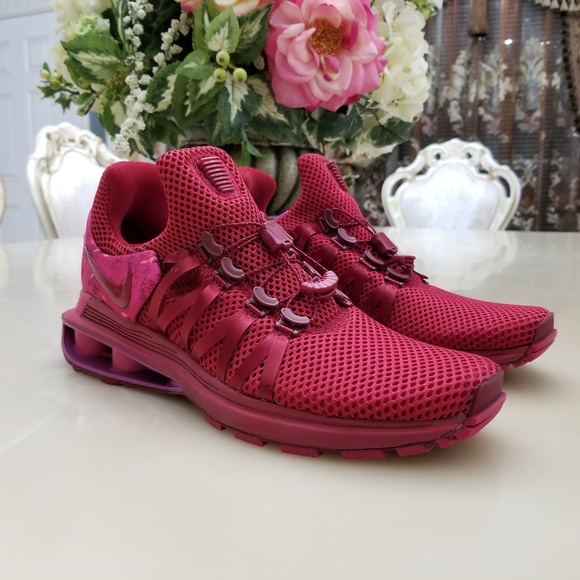 Nike Shoes - Nike Women's Shox Gravity Shoes